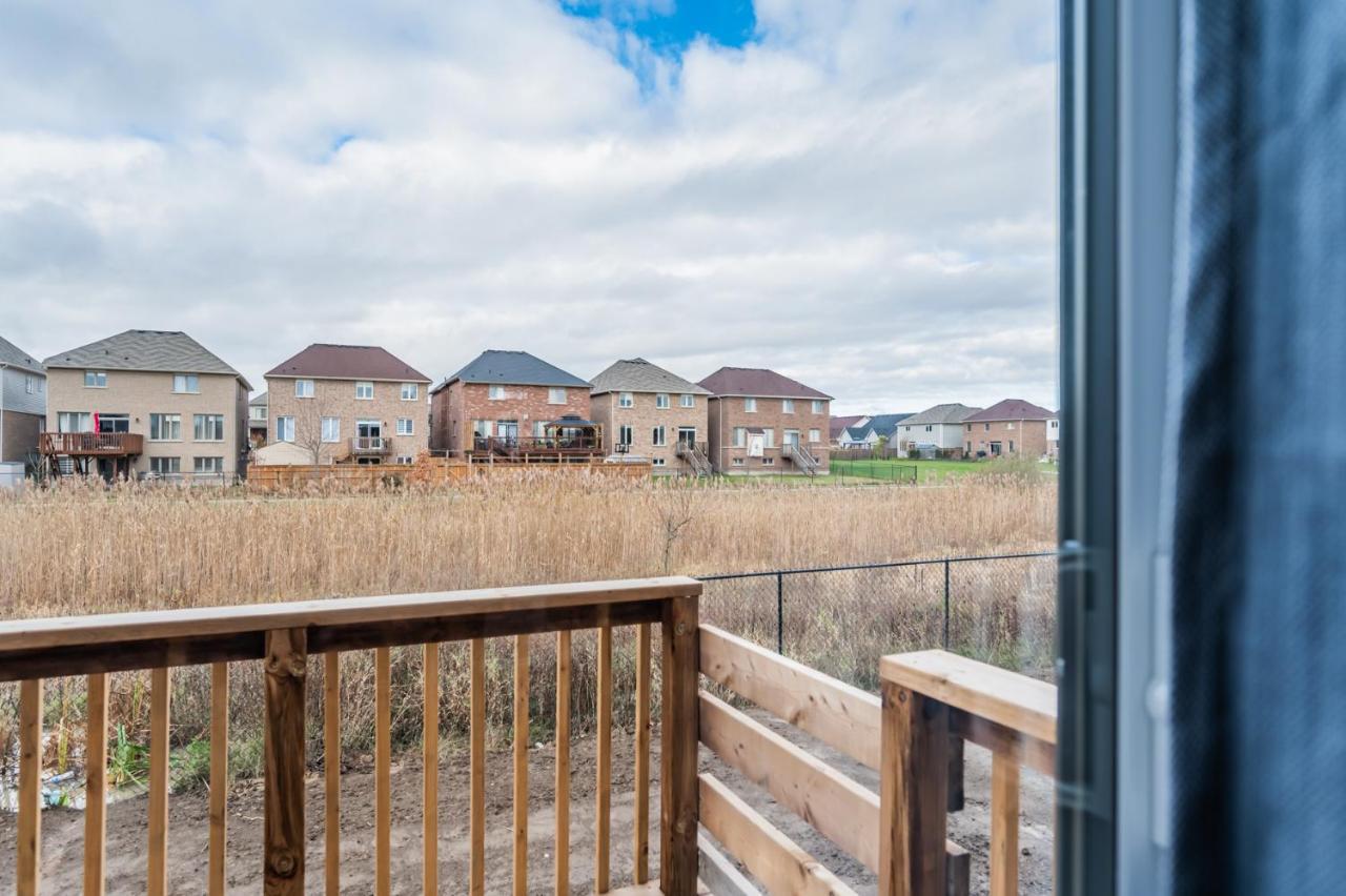 Luxury Townhouse Close To Fairview Casino In Niagara Falls Villa Exterior photo